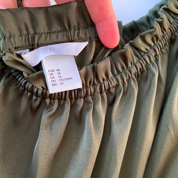 NEW - H&M Silky Dark Green Dress - Picture 5 of 8